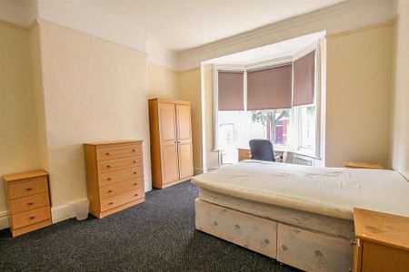 4 bedroom house to rent - Photo 3