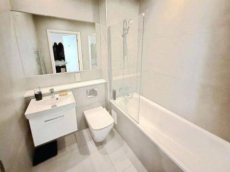 1 bedroom flat to rent - Photo 2