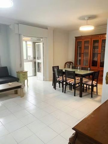 Calle Juan Manuel Rodríguez Correa, Sevilla, Andalusia 41009 - Photo 2