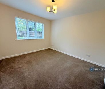 2 bedroom bungalow to rent - Photo 2
