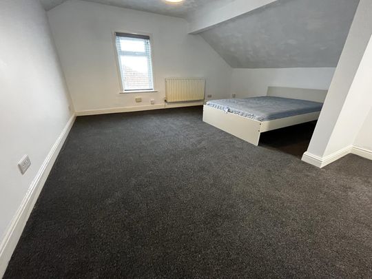 Holmfield Road, Preston - Photo 1