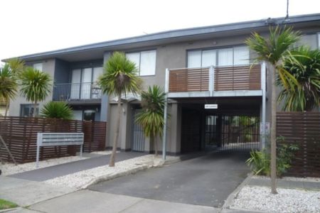 Unit 2/383 Gilbert Road, - Photo 5