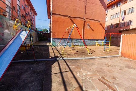 Apartamento com 2 quartos e 73m² para alugar em Costa e Silva, Porto Alegre. - Foto 4