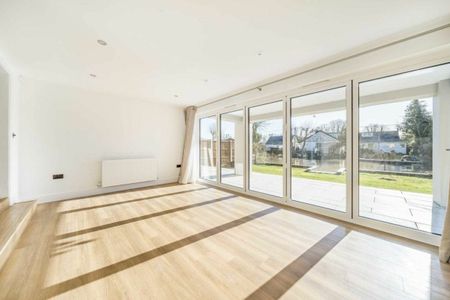 Riverside, Lower Sunbury, TW16 - Photo 4