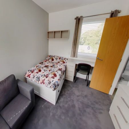 en-suite - Photo 1