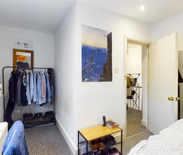 4 bedroom maisonette to rent - Photo 4