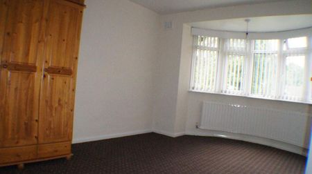 3 bedroom semi-detached house to rent - Photo 4