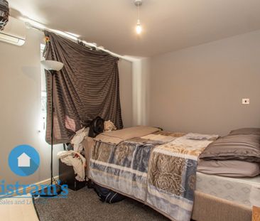 1 bed Flat for Rent - Photo 2