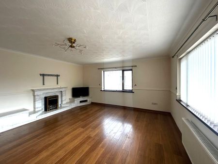 Y Llwyn, Coedcae, Llanelli, SA15 1JT - Photo 2