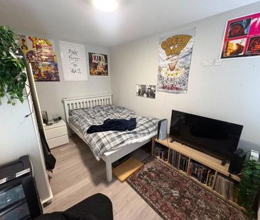 Apt 3, 23 Fitzroy Avenue, Belfast, BT7 1HS - Photo 4