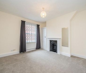 4 bedroom flat to rent - Photo 5