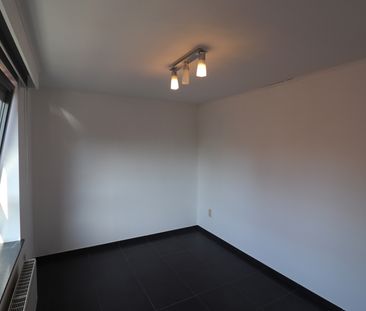 Een appartement op de 1ste verdieping achteraan met 1 slaapkamer en... - Photo 1