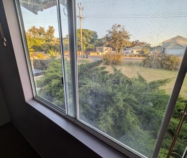 North Yunderup - Photo 6