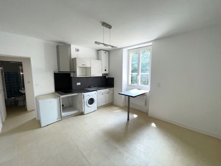 Location Appartement 2 pièces 28m² LA FERTE GAUCHER 77320 - Photo 3
