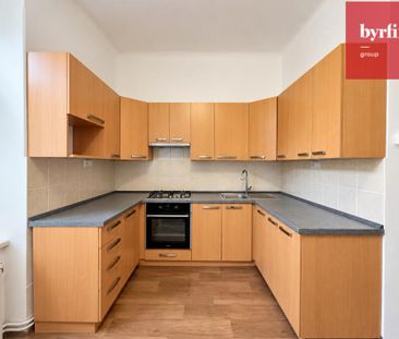 Pronájem bytu 2+1 79 m2 - Fotografie 1
