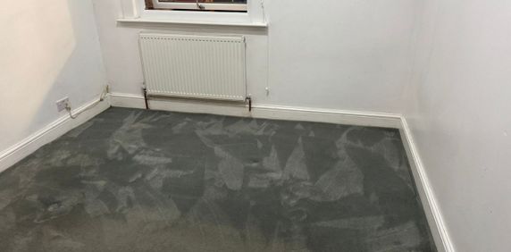 Room in a Shared House, Westbury Road Off Green Street, E7 - Photo 2