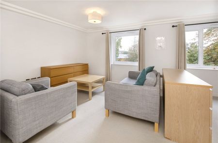 A stunning three bedroom apartment situated in one of Yorks most popular areas with secured allocated parking - Photo 5