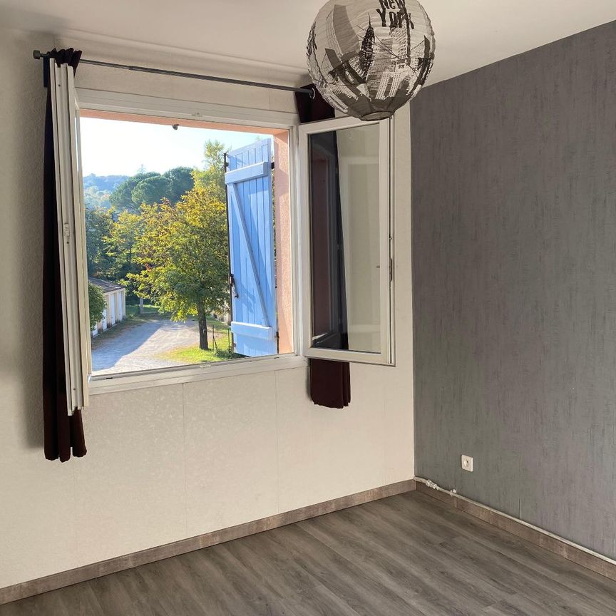 Location Appartement 2 pièces 47m² SALAVAS 07150 - Photo 1