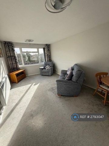 1 bedroom flat to rent - Photo 2
