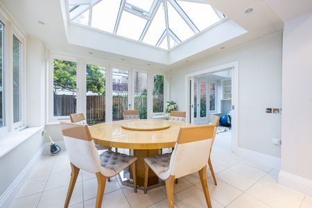 5 bedroom detached house to rent - Photo 5