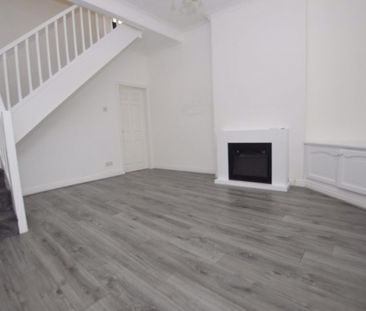 2 Bedroom Terraced House - Photo 3