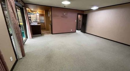 Allenton Townhouse - Photo 2