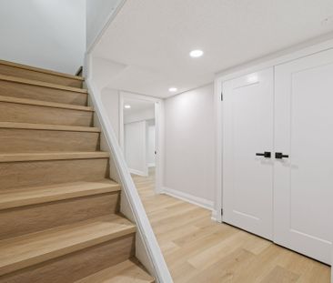 For Lease - 2370 Camilla Road, Mississauga, Ontario - Photo 4