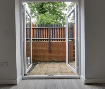 Drovers Way, Newent, GL18 - Photo 1