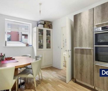 3 bedroom semi-detached house to rent - Photo 4