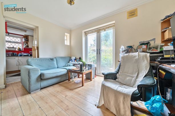 5 bedroom house to rent - Photo 1