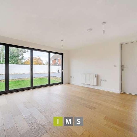 Kingsclere Road, Bicester, OX26 - Photo 1