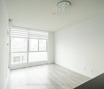 Duke Of York/Burnhamthorpe Beautiful 1Bdrm Modern Open Concept Floor - Photo 3