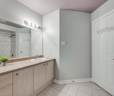 For Lease - 896 Mandolin Place, Mississauga, Ontario - Photo 4