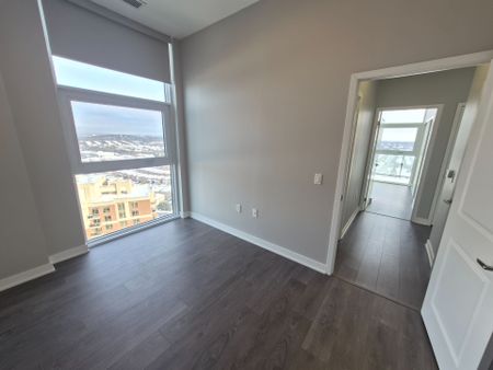 For Lease - 75 Oneida Crescent Unit# PH 04, Richmond Hill, Ontario - Photo 3