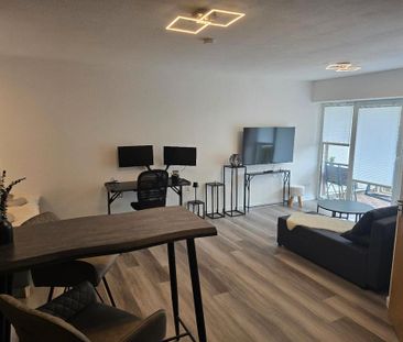 Moderne vollmöblierte Wohnung in eirer ruhigen & zentralen Lage - Foto 1