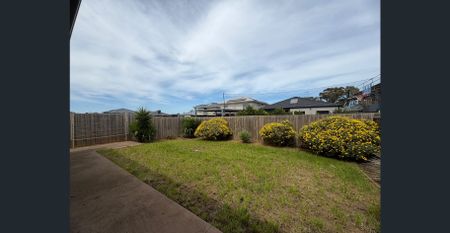 Refreshed Family Living in Weir Views - Photo 4