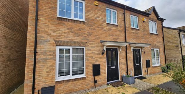 Wren Green Way, Wakefield, WF2 0FU - Photo 1
