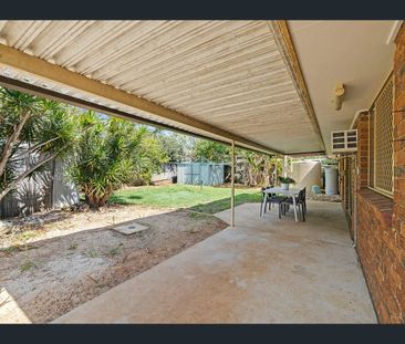 18 Claremont Dr, Murrumba Downs, Qld 4503 - Photo 3