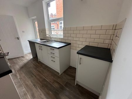 Sweetbriar Road, Leicester - Photo 5