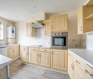 2 bedroom flat to rent - Photo 6