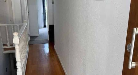 3 Bedroom House For Rent ( Titirangi) - Photo 2