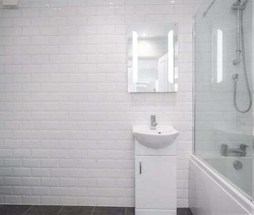 Queens Road, Weybridge, KT13 - Photo 4