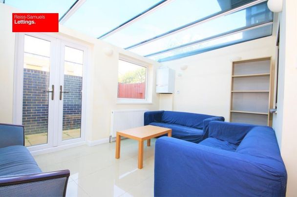 5 bedroom semi-detached house to rent - Photo 1