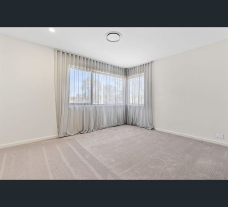 15 Beckworth Drive, Gledswood Hills, NSW 2557 - Photo 3