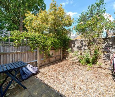 2 bedroom terraced house to rent - Photo 6