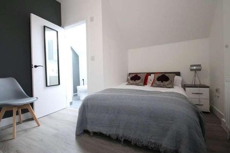 Sneinton Dale, Nottingham, NG2 - Photo 2