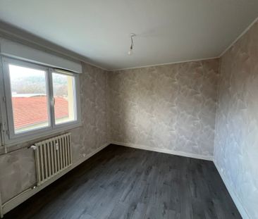 Location - Appartement T4 - 65 m² - Pont-de-Roide-Vermondans - Photo 3