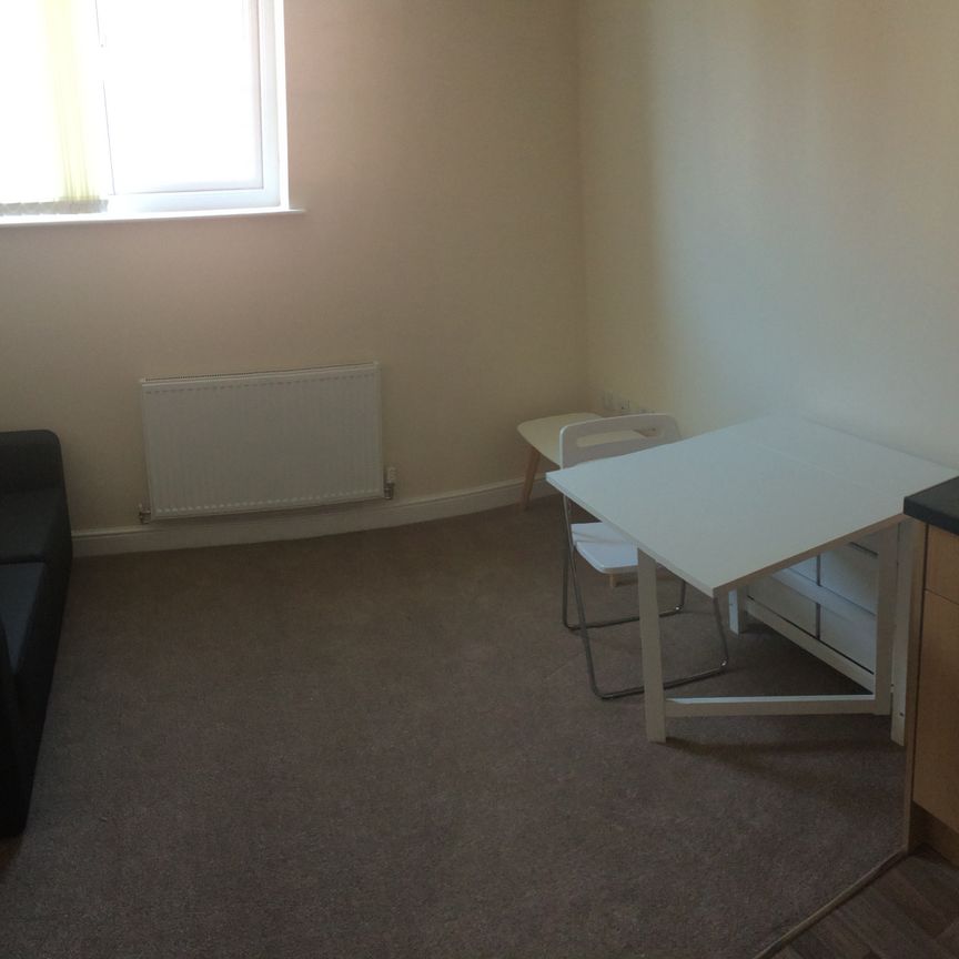 168 Westgate, WF2, Wakefield - Photo 1