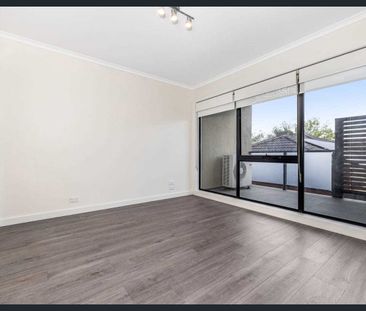 6/1042 Doncaster Road, Doncaster East, Vic 3109 - Photo 6