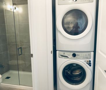 For Lease - 36 Elm Drive Unit# 1010, Mississauga, Ontario - Photo 1